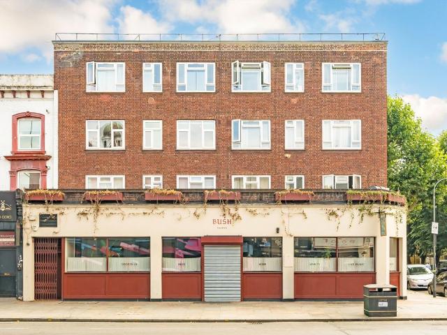 Bamborough Gardens, Shepherds Bush W12, 3 bed flat to rent, £3,600 pcm | PrimeLocation
