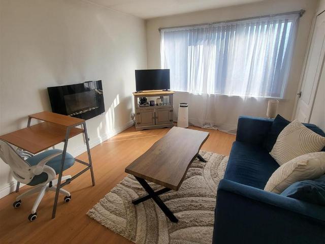 Bamburgh Avenue, South Shields 1 bed apartment to rent £450 pcm £104 pw