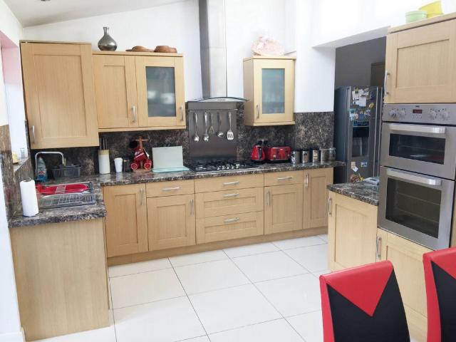Bamford Road, Bromley, BR1 1 bed in a house share to rent £675 pcm £156 pw