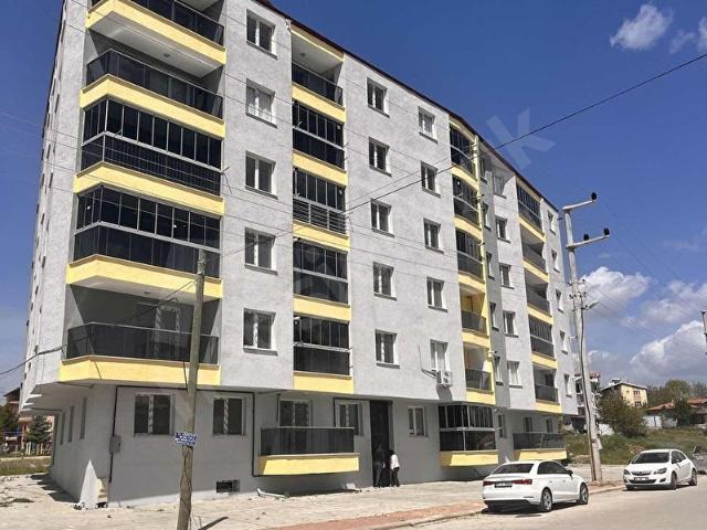 Banaz 31 Ağustos Mh Yolüzeri 110m2 2+1 4.kat Daire