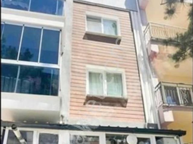 Banaz Cumhuriyet Okul Yanı Boş Kiralık Apart