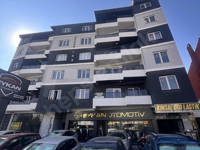 Banaz Dilek Mh 3+1 Hazır Asfaltüzeri Mutfak Dolaplı daire