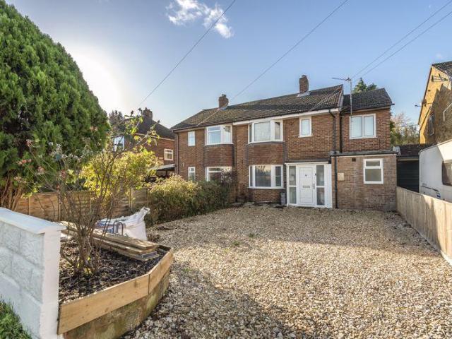 Banbury Road, Kidlington OX5 3 bed apartment to rent £1,600 pcm £369 pw