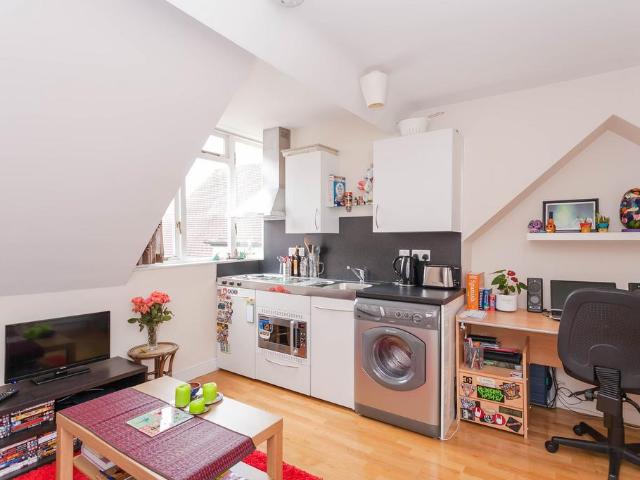 Banbury Road, Oxford, OX2 1 bed flat to rent £1,155 pcm £267 pw