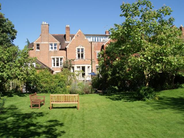 Banbury Road, Oxford, OX2 2 bed flat to rent £2,000 pcm £462 pw