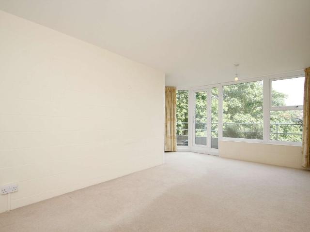 Banbury Road, Summertown OX2, 1 bed flat to rent, £1,550 pcm | PrimeLocation