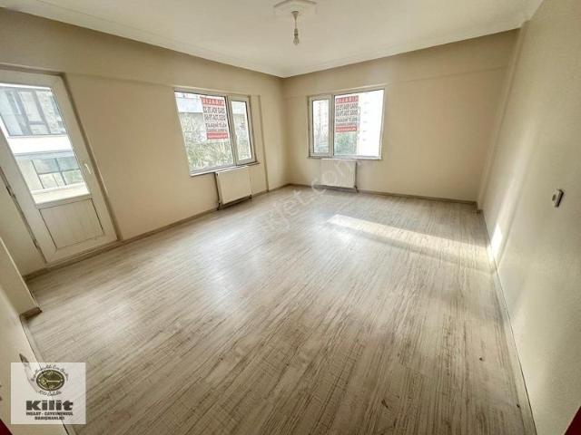 Bandırma 600 Evler Adliye Tarafında 2+1 Kiralık Daire