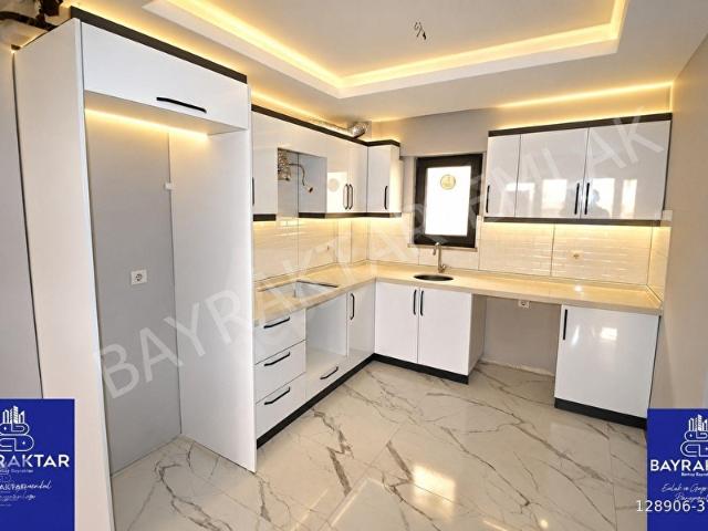 Bandırma 600 Evler'de Ön Cephe Geniş 1+1 Kiralık Daire Bayraktar Emlak'tan
