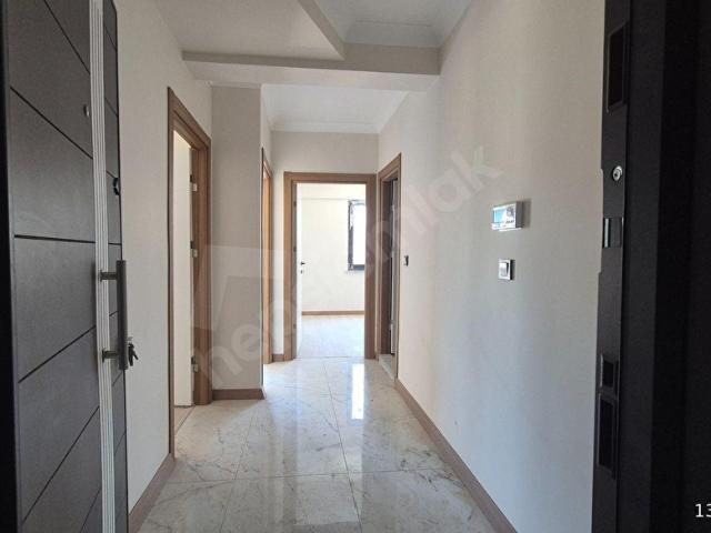 Bandırma Yeni Mahalle de Oturuma Hazır Sıfır satılık 1+1 daire