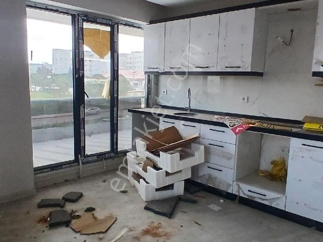 Bandırma Devlet Hastanesinin Orada Özyurtlu Eczanenin Karşısında
