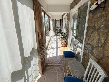 Bandırma İhsaniye'de 135m2 Geniş Balkon Ve Bahçeli 3+1 Daire