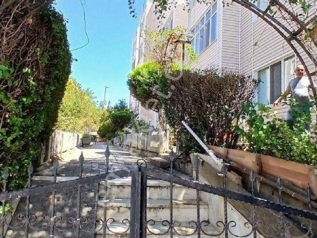Bandırma Levent Mahallesinde Satılık 3+1