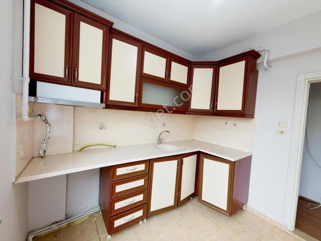 Bandırma Mavi Emlaktan Paşabayır Mah. 2+1 Ara Kat Kiralık Daire