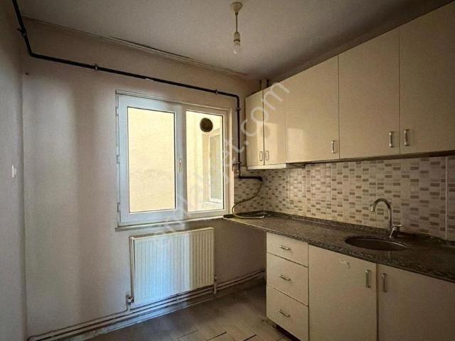 Bandırma Mavi Emlaktan Sunullah Mah. 2+1 Kiralık Daire