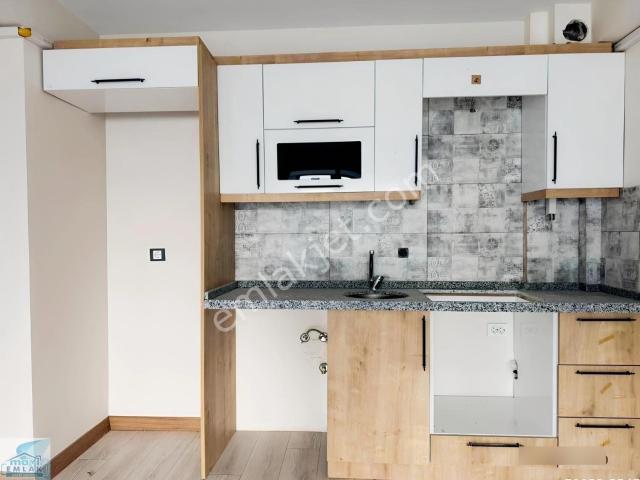 Bandırma Mavi Emlaktan Yeni Mah. 1+1 Kiralık Daire