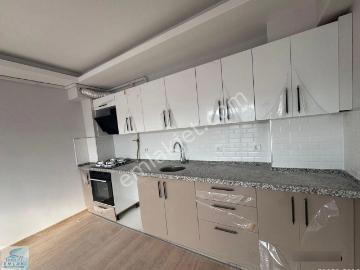 Bandırma Mavi Emlaktan Yeni Mahallede 65 Adet 2 Bloktan Oluşan 1+1 30adet Farklı Dairemiz Kiralıktır