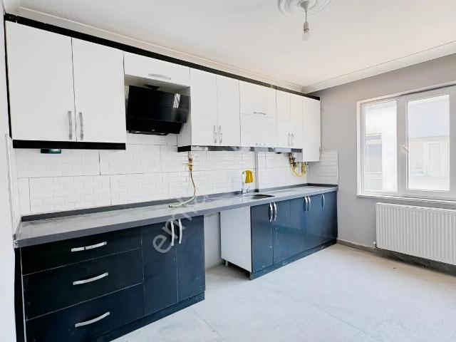 Bandırma Mavi Emlaktan 17 Eylül Mah. 2 Adet Kiralık Daire