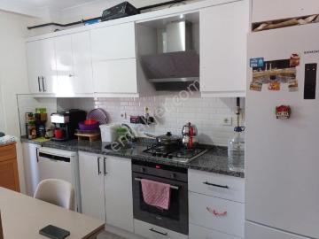 Bandırma Mavi Emlaktan 600 Evler Mah. 2+1 Satılık Ara Kat Daire