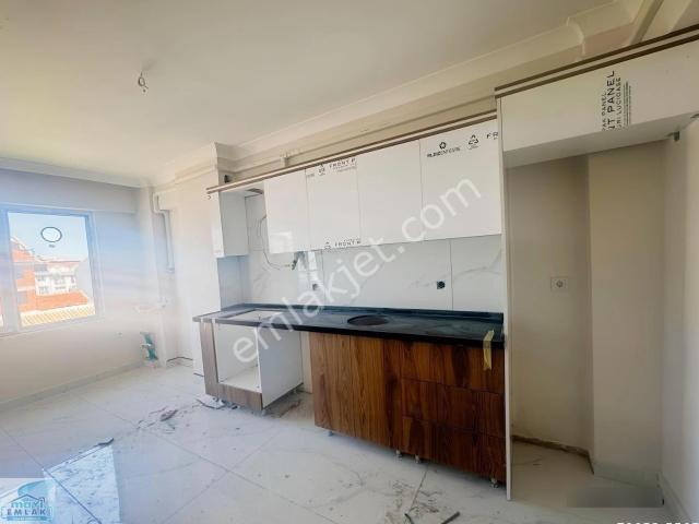 Bandırma Mavi Emlaktan 600 Evler Mah. 3+1 Satılık Dubleks Daire