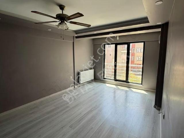 Bandırma Paşabayır Ordu Caddesinde 2+1 Ara Kat Kiralık Daire