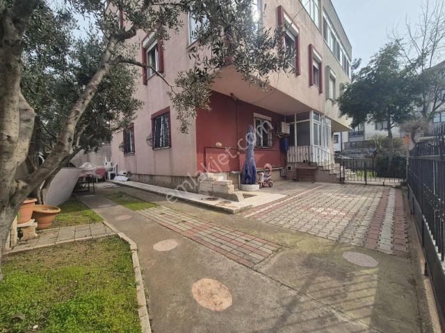 Bandırma Sunullah Mah.de Satılık Müstakil Bahçeli 3 Katlı Villa