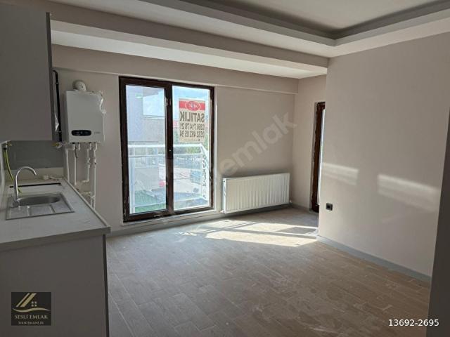 Bandırma'da 1+1 Kiralık Daire Kombili & Balkonlu