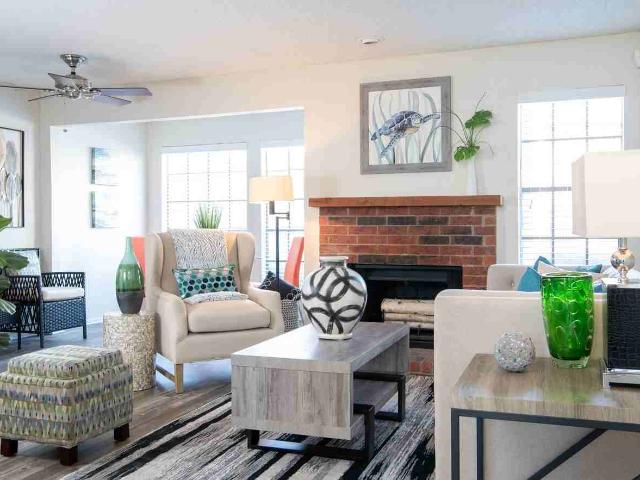 Bandera Ranch Apartments 2 Bedroom Apartment for Rent at 1881 W Airport Fwy, Euless, TX 76040