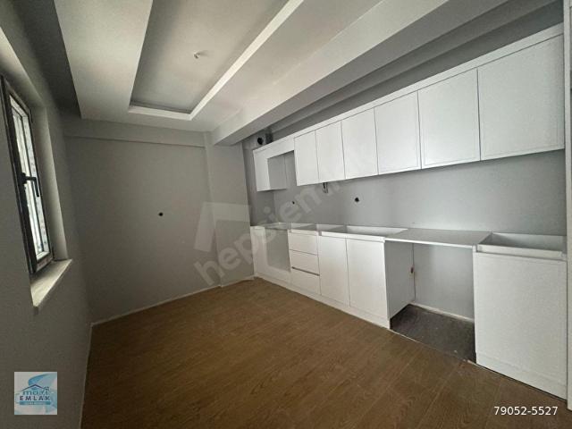 BANDIRMA MAVİ EMLAKTAN AY YILDIZ MAH.3+1 YÜKSEK G. SATILIK DAİRE
