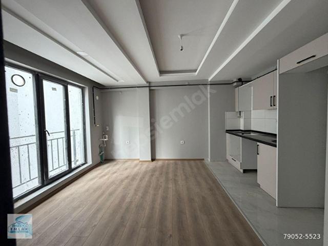 BANDIRMA MAVİ EMLAKTAN YENİ MAH.1+1 ARA KAT SATILIK DAİRE