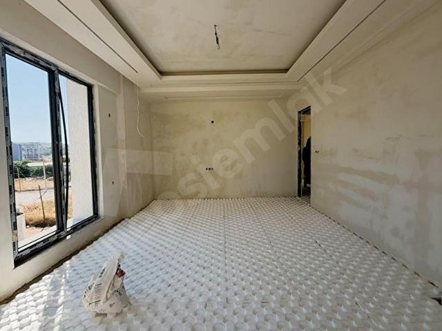 BANDIRMA MAVİ EMLAKTAN YENİ MAH. 2+1 LÜKS SATILIK DAİRELER.