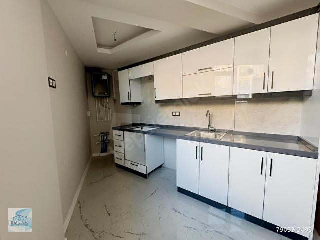 BANDIRMA MAVİ EMLAKTAN YENİ MAHALLEDE 2+0 BAHÇELİ SATILIK DAİRE