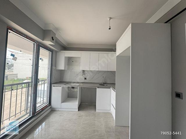 BANDIRMA MAVİ EMLAKTAN YENİ MAHALLEDE 2+0 SATILIK DAİRE