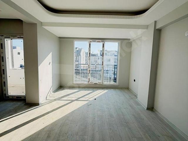 BANDIRMA MAVİ EMLAKTAN 600 EVLERDE 3+1 SATILIK DUBLEKS DAİRELER