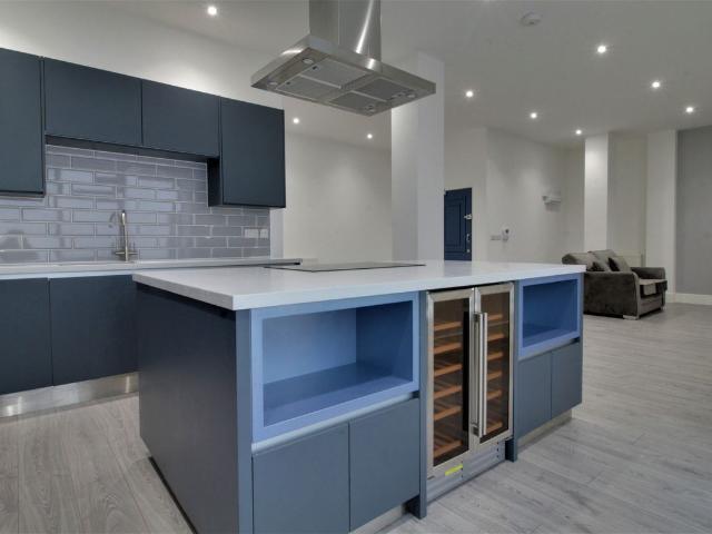 Bank Corner, 66 68 Great Hampton Street, Jewellery Quarter B18, 3 bed flat to rent, £1,900 pcm | PrimeLocation