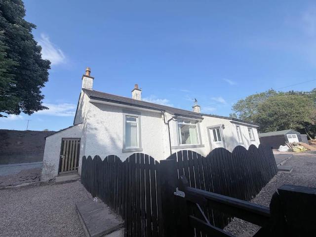 Bank Cottage, Balmuir, Near Dundee DD3, 3 bed detached house to rent, £1,350 pcm | PrimeLocation