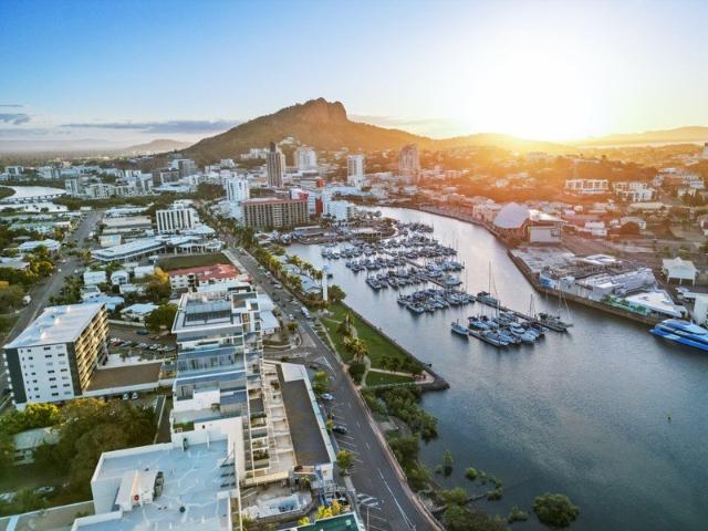 Bank For Your Future One of Townsville's Most Prestigious Unit Complex's With a Secure Lease In Place