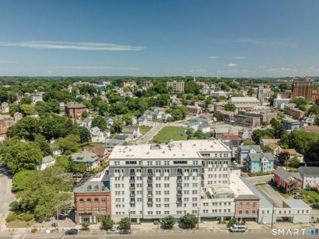 Bank St Unit,new London, Condo For Sale
