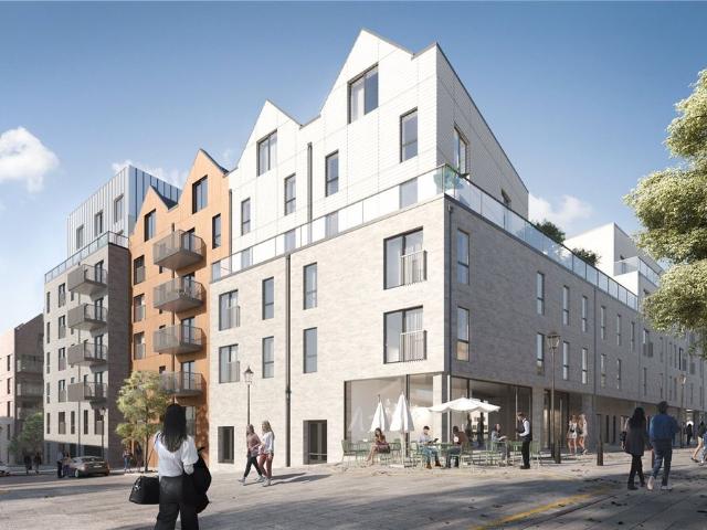 Bank Street, Gravesend, Kent DA12, 3 bed flat to rent, £2,079 pcm | PrimeLocation