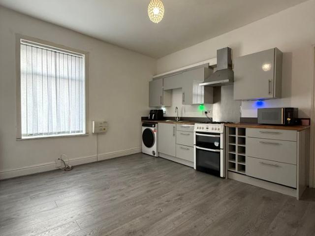 Bank Street, Manchester M11, 2 bed flat to rent, £950 pcm | PrimeLocation