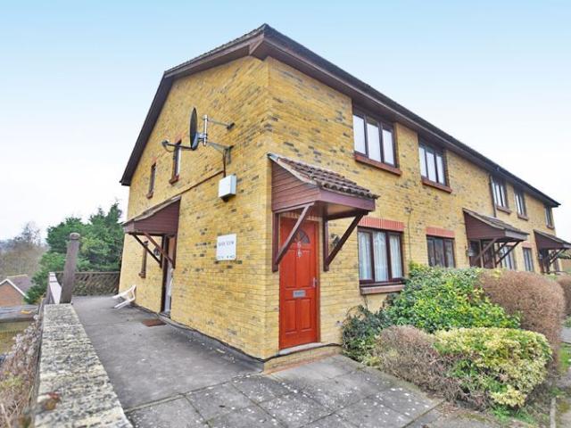 Bank View, Tovil ME15, 1 bed maisonette to rent, £1,050 pcm | PrimeLocation