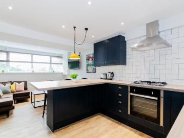 Bankfield Road, Huddersfield HD1, 3 bed flat to rent, £464 pppm | PrimeLocation
