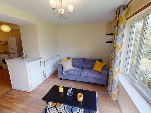 Bankhead Road, Aberdeen AB21, 2 bed flat to rent, £600 pcm | PrimeLocation