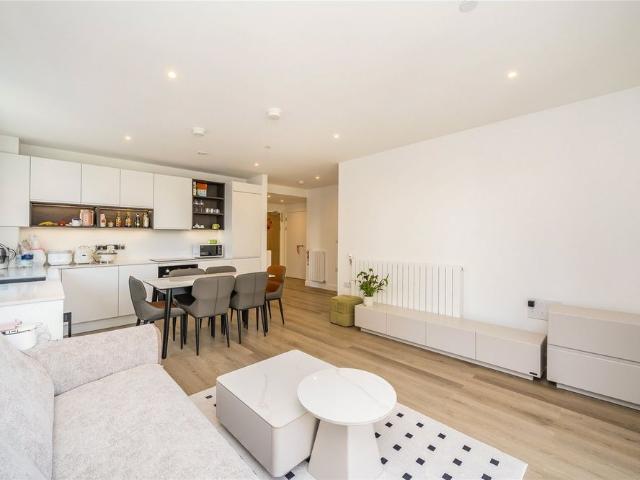 Banks Road, London, SE3 9JD