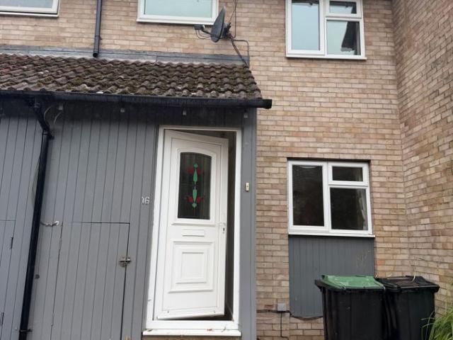 Bankview, Lymington SO41, 2 bed terraced house to rent, £1,200 pcm | PrimeLocation