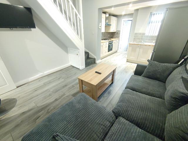 Banner Street, Liverpool L15, 3 bed terraced house to rent, £585 pppm | PrimeLocation