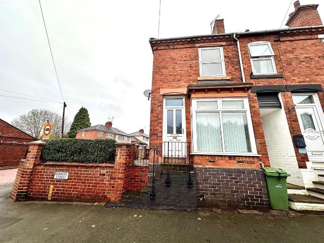 Banners Street, Halesowen B63, 2 bed end terrace house to rent, £1,000 pcm | PrimeLocation