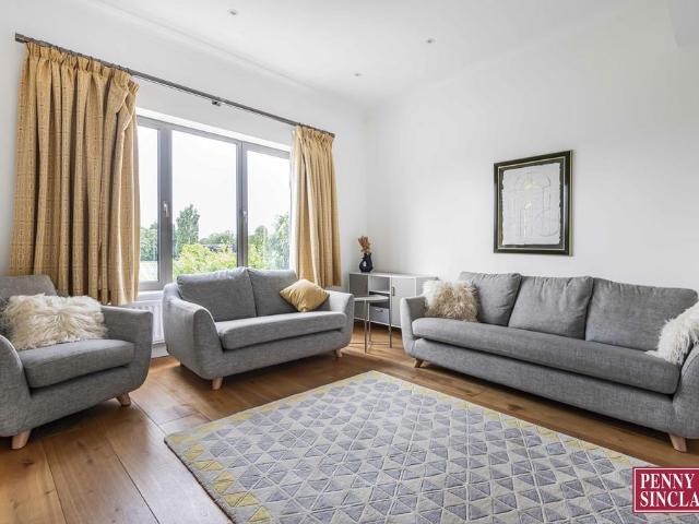 BANNISTER CLOSE, OXFORD, OX4 4 bed terraced house to rent £3,295 pcm £760 pw