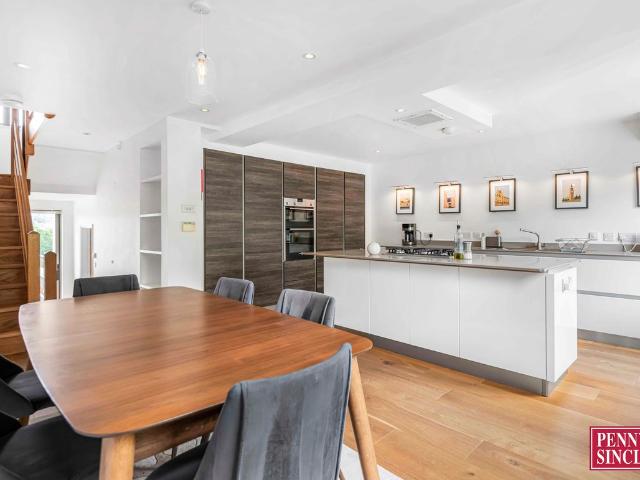 Bannister Close, Oxford OX4, 4 bed terraced house to rent, £3,295 pcm | PrimeLocation