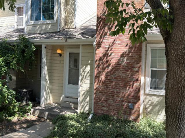 Bannock Cir Apt C