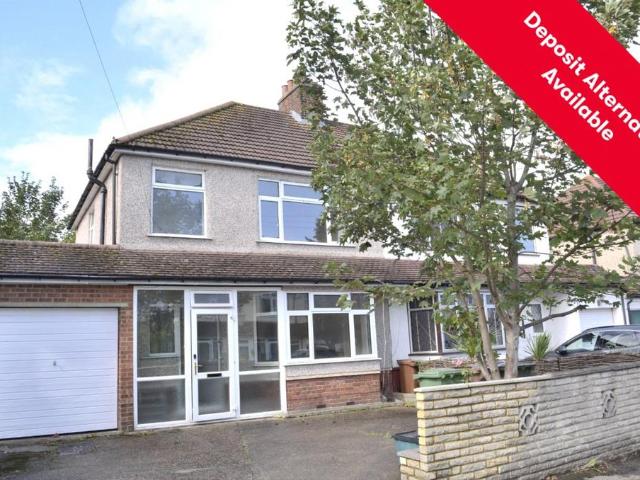 Banstead Way, Wallington SM6 3 bed semi detached house to rent £2,100 pcm £485 pw